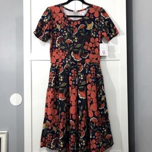 NWT LuLaRoe Amelia dress Size Medium